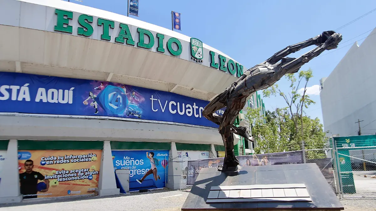 ESTADIO - Fco Meza - El Sol de Leon (5)